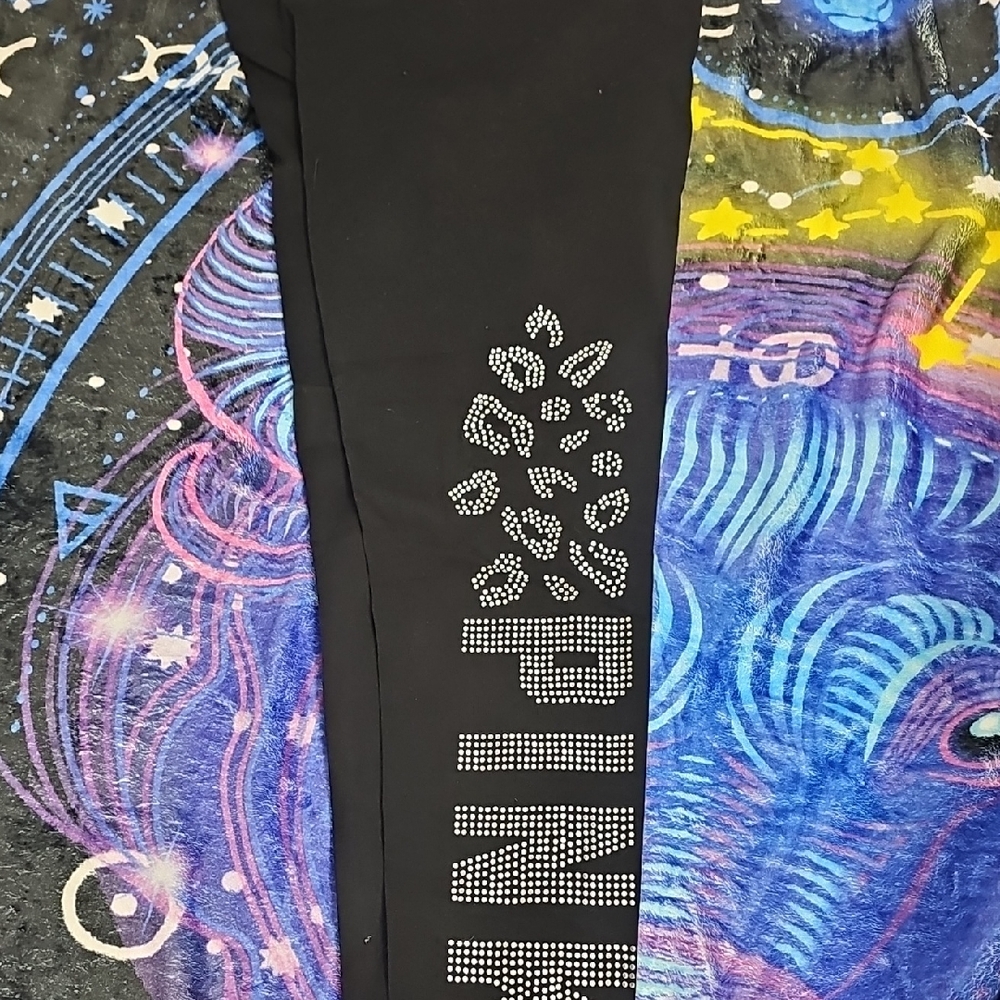 PINK Victoria's Secret Leggings. NWOT Leggings with Bling Zebra Print RARE!